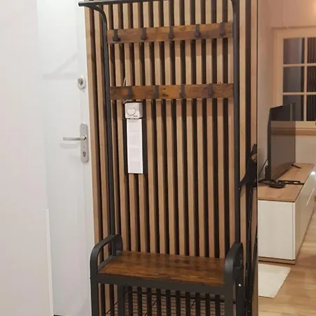 Zlocien Apartment *