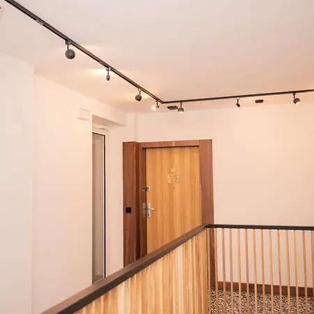 Zlocien Apartment