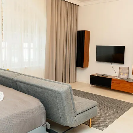 Apartment Zlocien