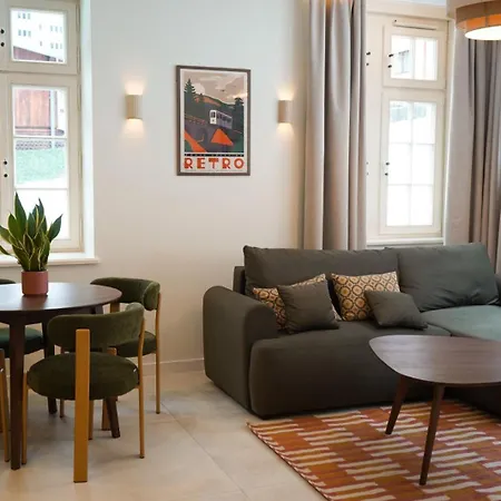 Apartment Zlocien